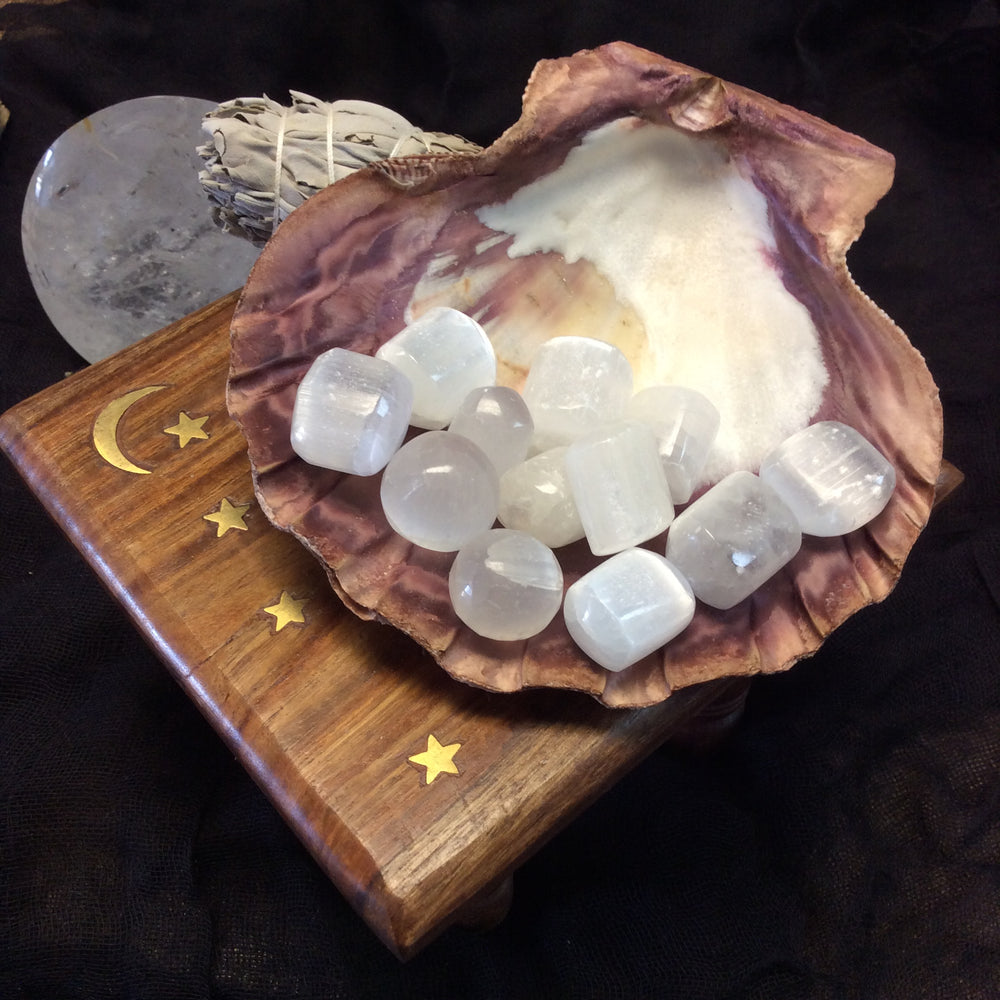 Selenite - Goddess I AM